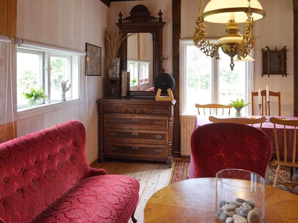 En Lantlig Idyll Med Skogen Precis Utanfoer Doerren! Villa Уларед Екстериор снимка