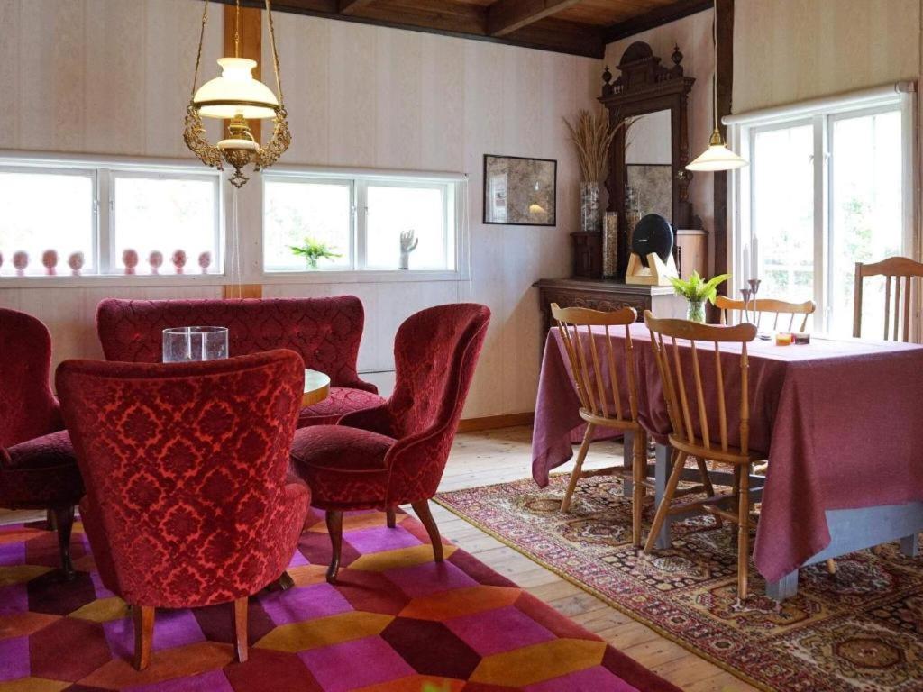 En Lantlig Idyll Med Skogen Precis Utanfoer Doerren! Villa Уларед Екстериор снимка